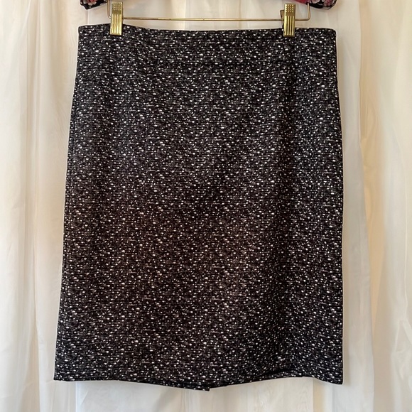 Michael by Michael Kors black/white speckled lined midi skirt, back slit, zipper - Picture 1 of 8